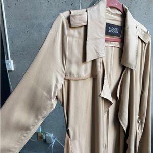 Badgley Mischka Women's Beige Trench Coat